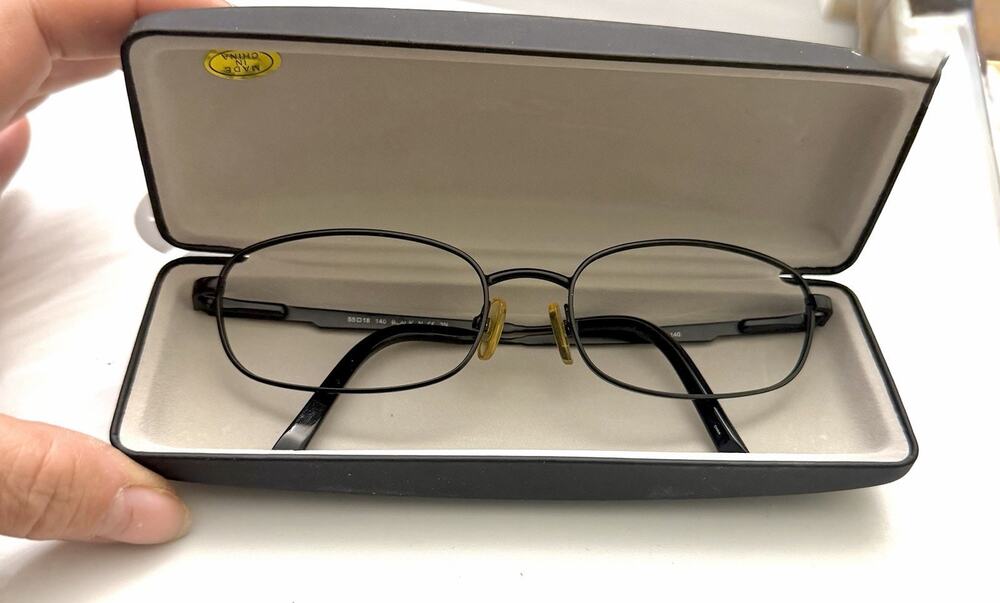 SG SG927 Black N 3N 55-18-140 Metal Eyeglass Frames (no lenses) w. Hard Case